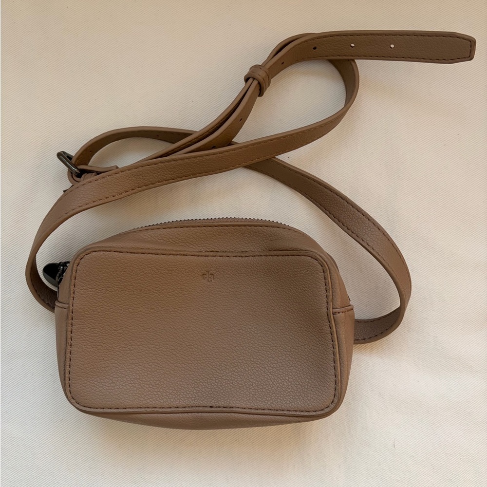 Ela micro belt bag